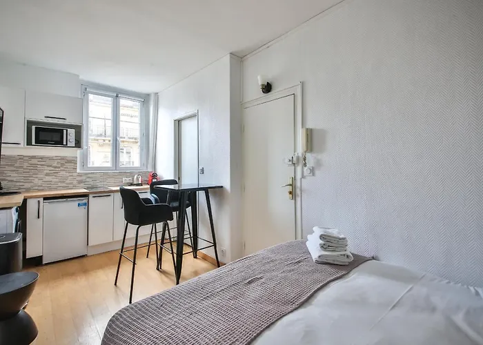 43#studio 2pers#sevres-lecourbe#necker *